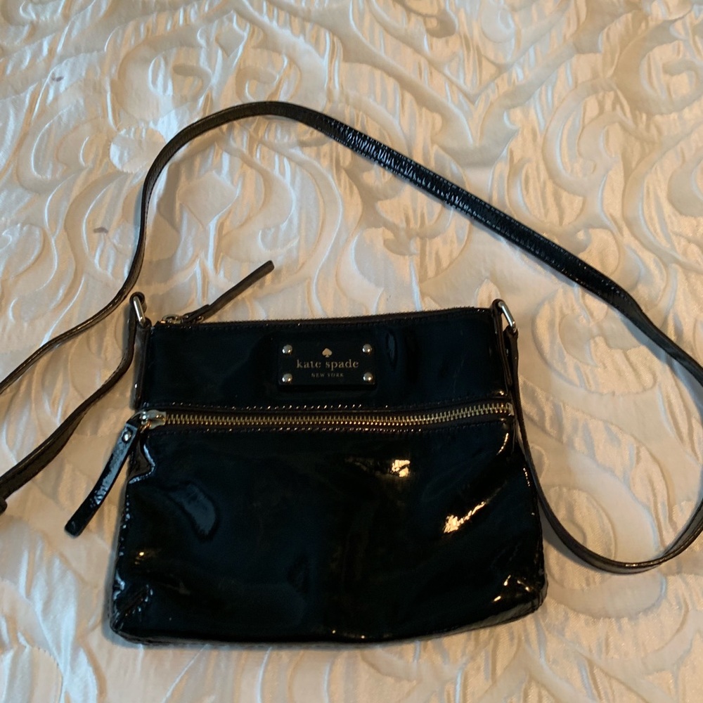 Kate space cross the body